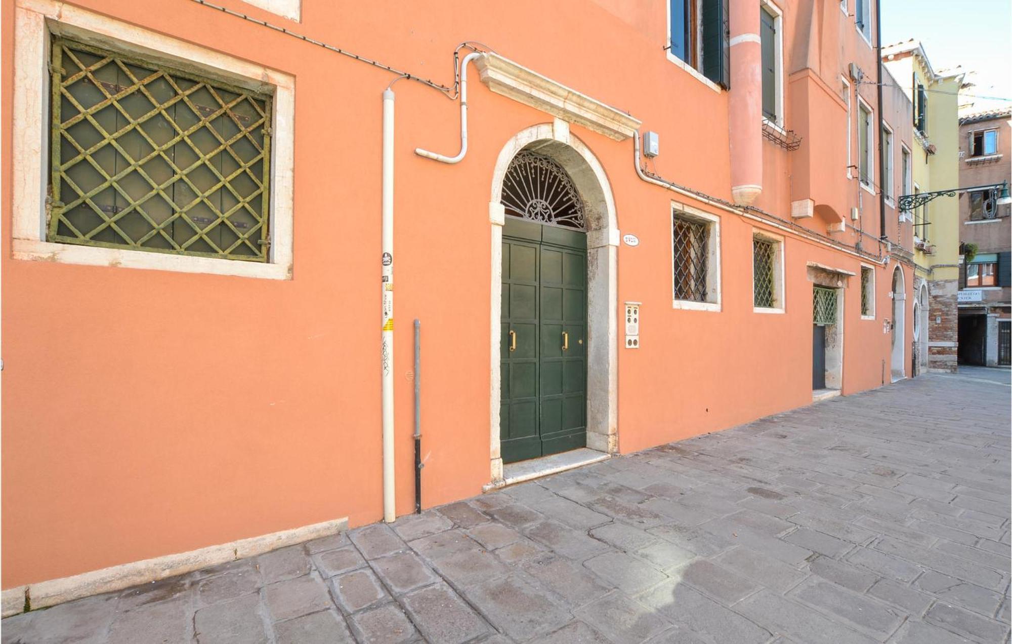 Stunning Apartment In Venezia With Kitchenette Exterior foto